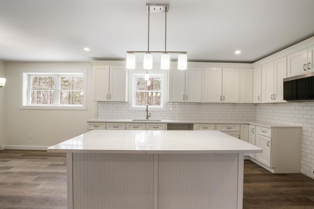 154 Village Road, Shelburne, NH 03581