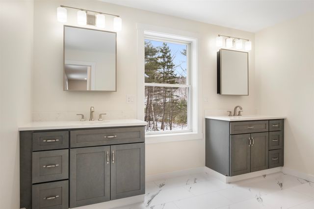 154 Village Road, Shelburne, NH 03581