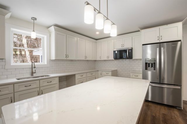 154 Village Road, Shelburne, NH 03581