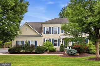 637 CHATSWORTH DR, Ambler, PA 19002