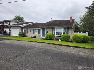 27 Harrigan Avenue, Monroe, NJ 08831