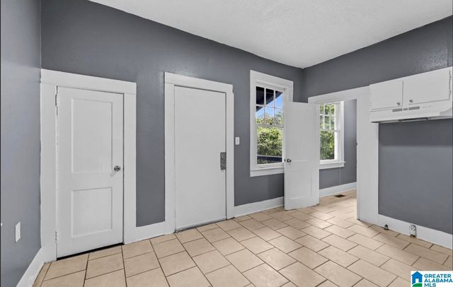 963 W 3RD STREET, Birmingham, AL 35204