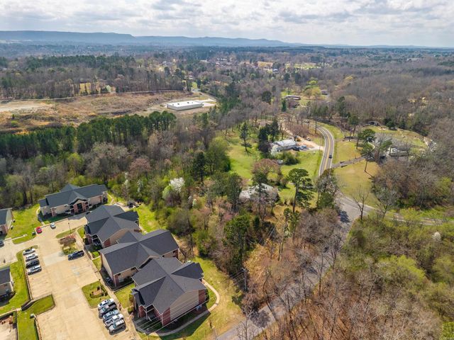 100 Morphew Road, Hot Springs, AR 71913