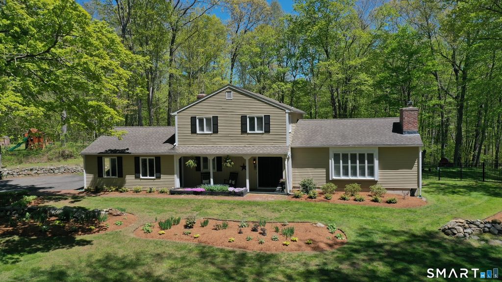 53 Wellsweep Drive, Madison, CT 06443