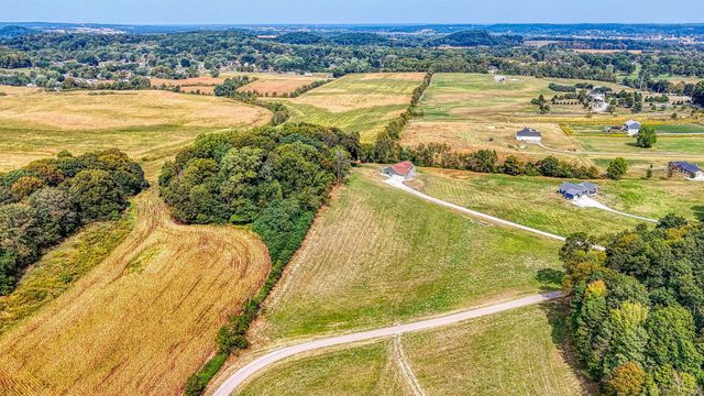 3665 Country Club Road SW, Lancaster, OH 43130