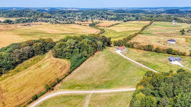 3665 Country Club Road SW, Lancaster, OH 43130