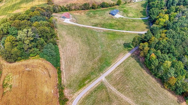 3665 Country Club Road SW, Lancaster, OH 43130
