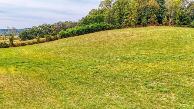 3665 Country Club Road SW, Lancaster, OH 43130