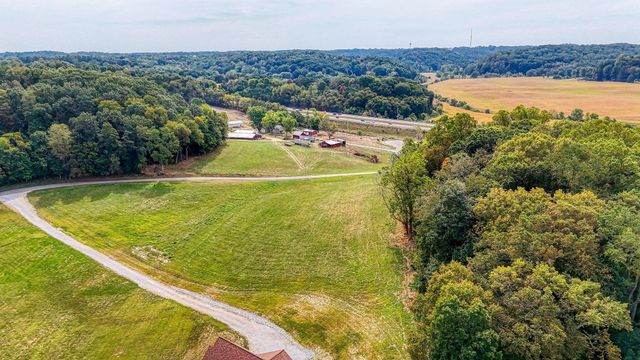 3665 Country Club Road SW, Lancaster, OH 43130