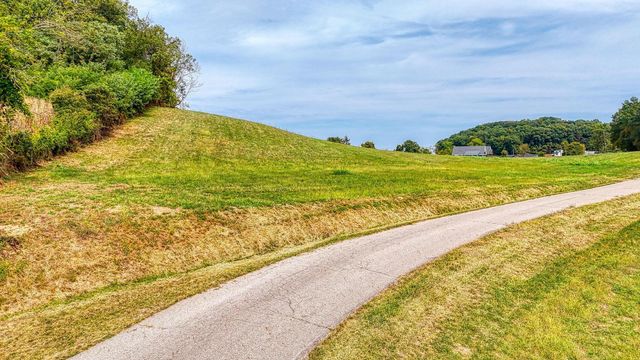 3665 Country Club Road SW, Lancaster, OH 43130