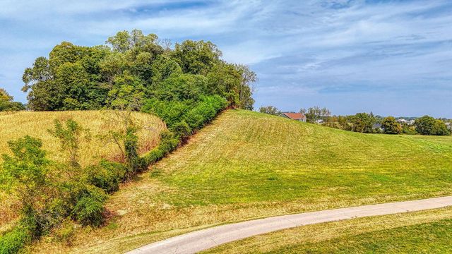 3665 Country Club Road SW, Lancaster, OH 43130