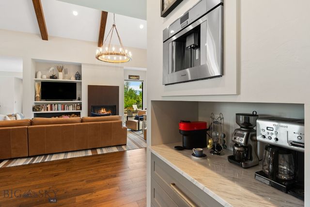 676 Tillyfour, Bozeman, MT 59718