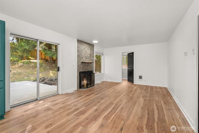4840 N Island Drive E, Bonney Lake, WA 98391