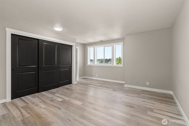 4840 N Island Drive E, Bonney Lake, WA 98391