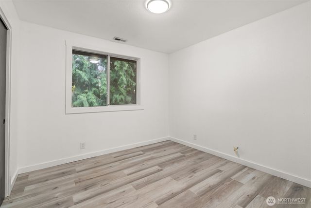 4840 N Island Drive E, Bonney Lake, WA 98391
