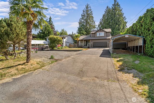 4840 N Island Drive E, Bonney Lake, WA 98391