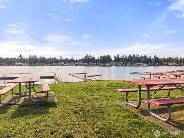 4840 N Island Drive E, Bonney Lake, WA 98391