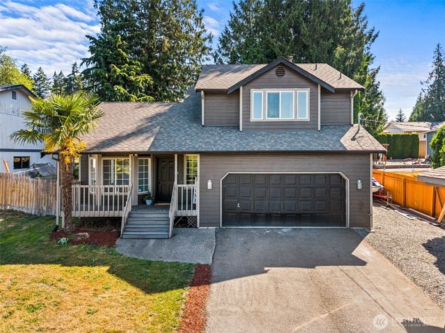 4840 N Island Drive E, Bonney Lake, WA 98391