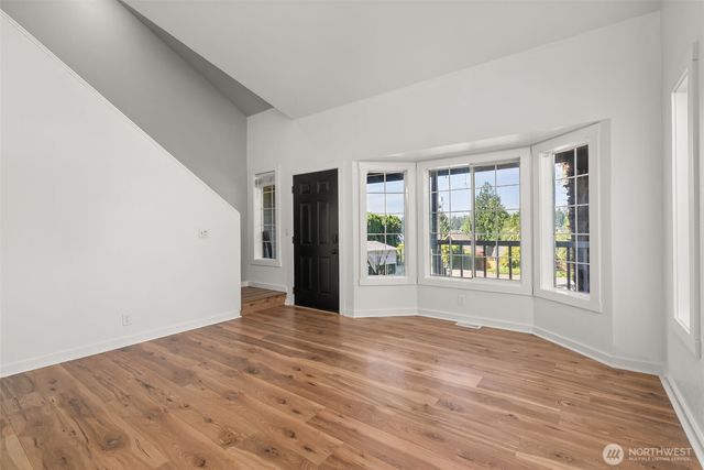 4840 N Island Drive E, Bonney Lake, WA 98391