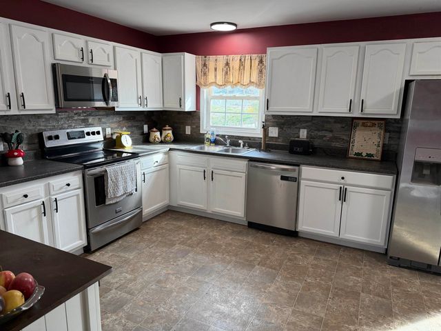 1520 3RD ST, Waynesboro, VA 22980