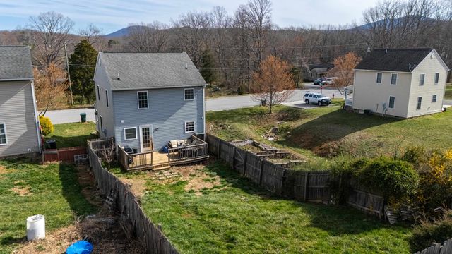 1520 3RD ST, Waynesboro, VA 22980