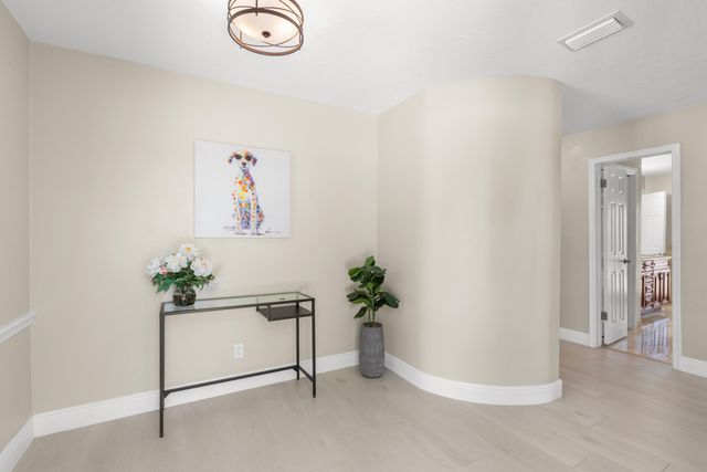 2820 NE 59th Street, Fort Lauderdale, FL 33308