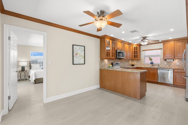 2820 NE 59th Street, Fort Lauderdale, FL 33308