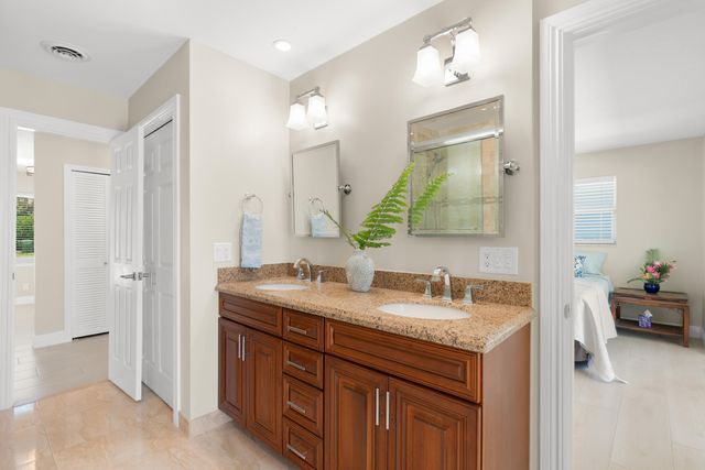 2820 NE 59th Street, Fort Lauderdale, FL 33308
