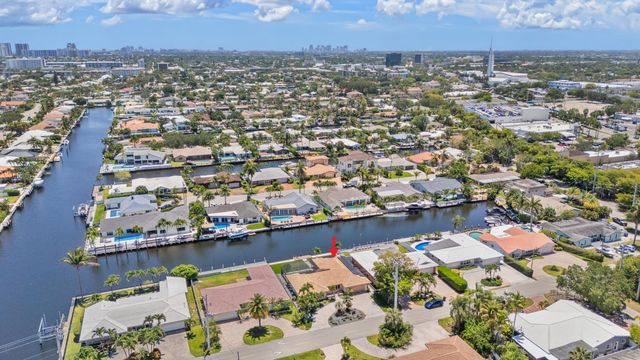 2820 NE 59th Street, Fort Lauderdale, FL 33308