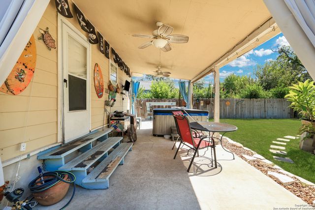 1026 W Lynwood, San Antonio, TX 78201