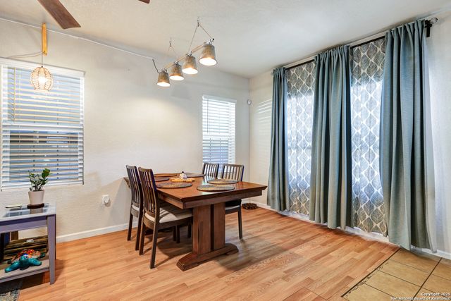 1026 W Lynwood, San Antonio, TX 78201