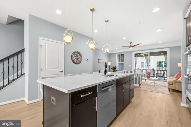 22325 TEES TER, Ashburn, VA 20148