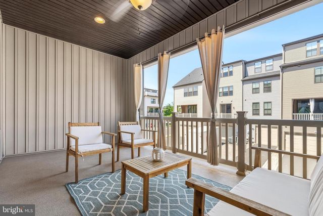 22325 TEES TER, Ashburn, VA 20148