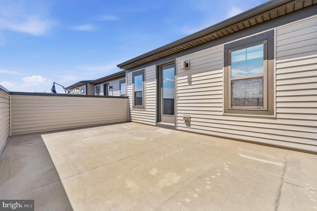 22325 TEES TER, Ashburn, VA 20148