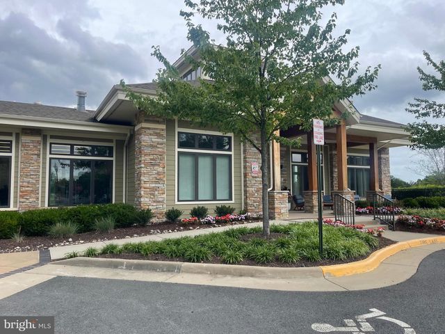 22325 TEES TER, Ashburn, VA 20148