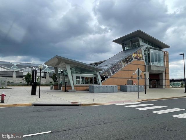 22325 TEES TER, Ashburn, VA 20148