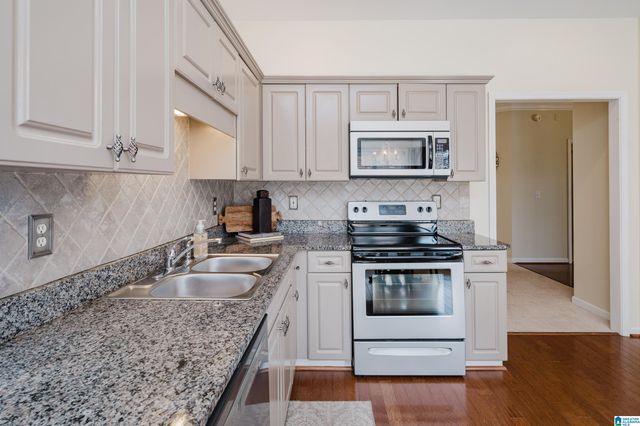 6080 MILL CREEK DRIVE, Hoover, AL 35242