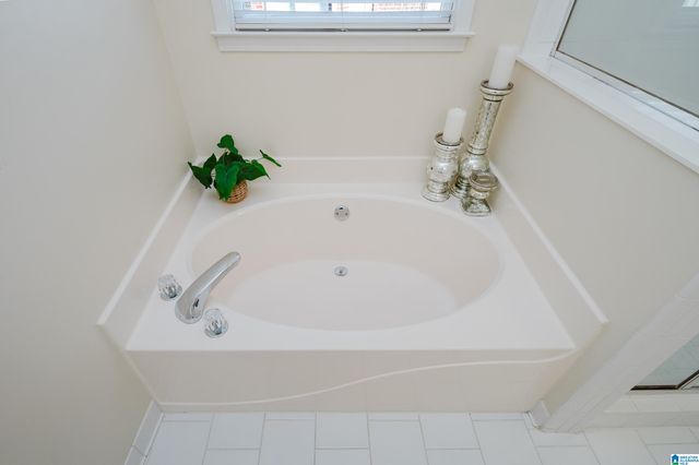 6080 MILL CREEK DRIVE, Hoover, AL 35242