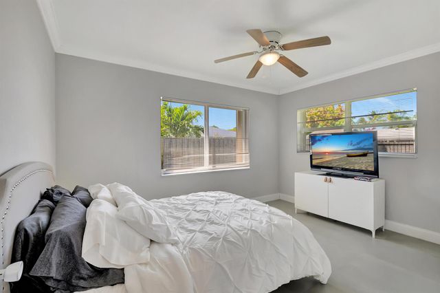 525 Ibis Drive, Delray Beach, FL 33444