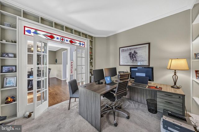 2 STONEHEDGE DR, East Windsor, NJ 08520