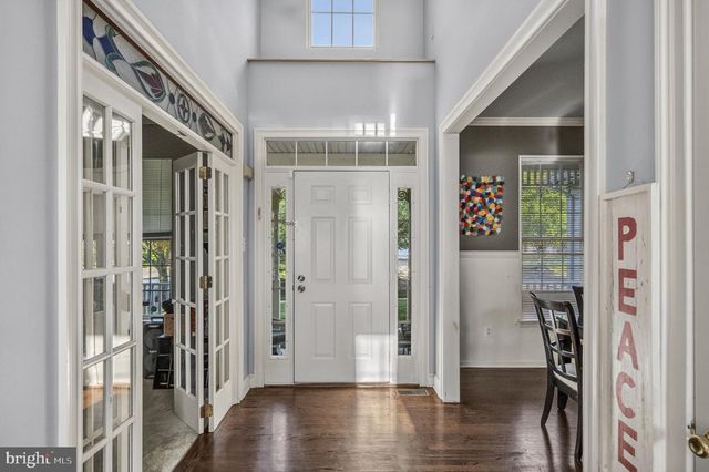 2 STONEHEDGE DR, East Windsor, NJ 08520