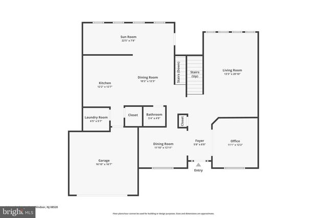 2 STONEHEDGE DR, East Windsor, NJ 08520