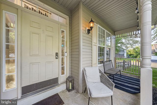 2 STONEHEDGE DR, East Windsor, NJ 08520