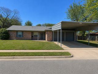 604 Pinto Lane, Saginaw, TX 76179