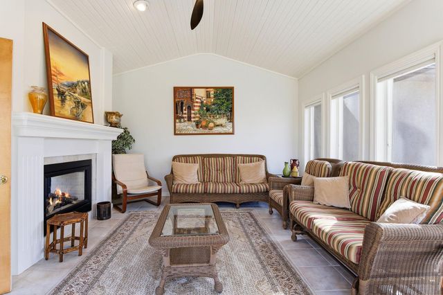 2 Bent Tree Lane, North Oaks, MN 55127