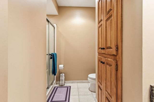 2 Bent Tree Lane, North Oaks, MN 55127