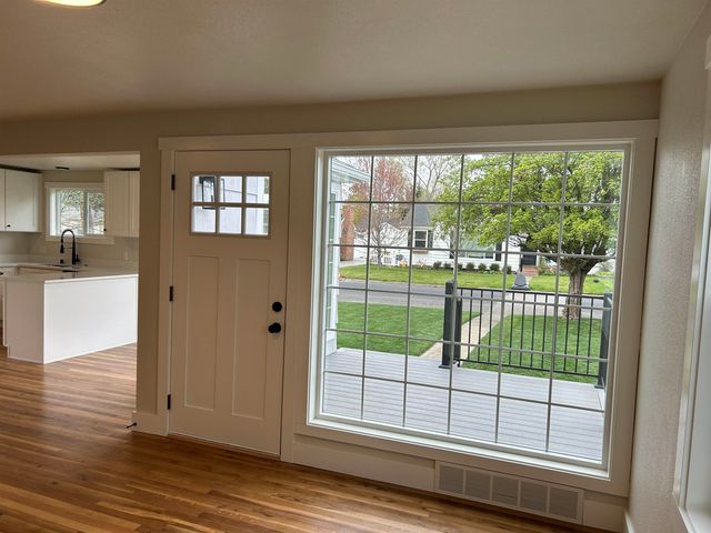 1028 E 40th Ave, Spokane, WA 99203