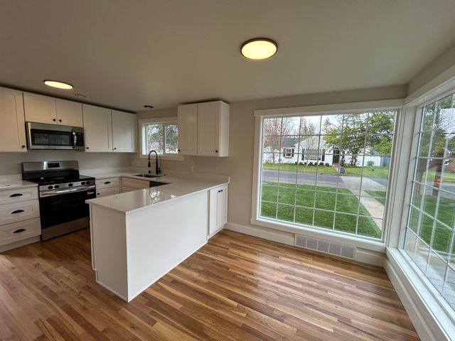 1028 E 40th Ave, Spokane, WA 99203