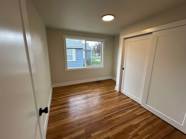 1028 E 40th Ave, Spokane, WA 99203