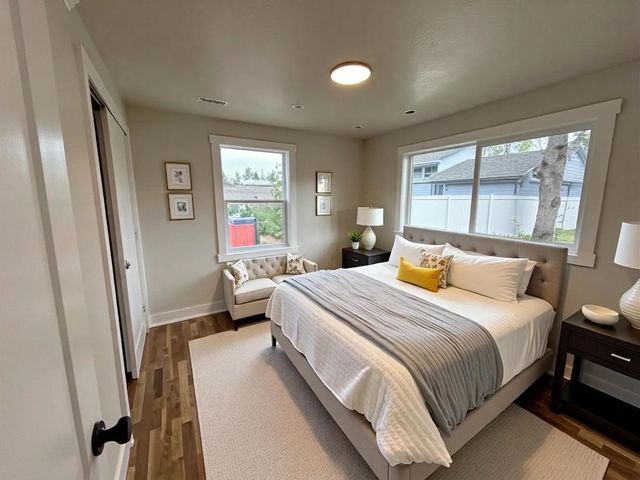 1028 E 40th Ave, Spokane, WA 99203